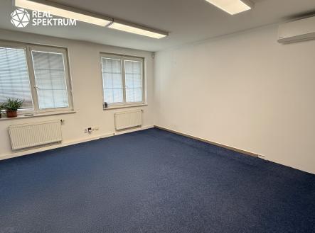 Pronájem KA Hvězdoslavova_25_04 | Pronájem - kanceláře, 22 m²