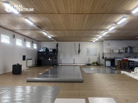 Troubsko (20) | Pronájem - komerční objekt, sklad, 1 200 m²