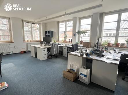 KA-pronajem-Hlinky-18-04 | Pronájem - kanceláře, 117 m²