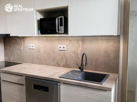 Pronájem bytu, 2+1, 60 m² obrázek