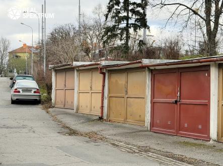 Garáž Stará osada (1) | Prodej - malý objekt/garáž