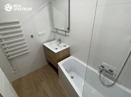 voz 9 (17) | Pronájem bytu, 3+kk, 66 m²