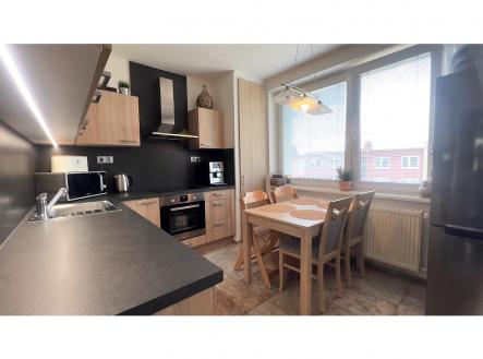 Pronájem bytu, 2+1, 55 m² obrázek