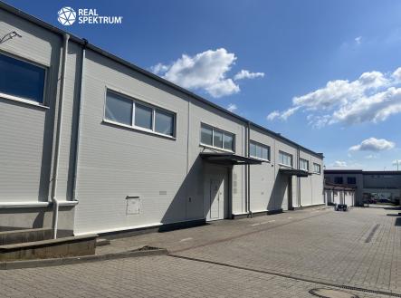 IMG_8366 | Pronájem - komerční objekt, sklad, 950 m²