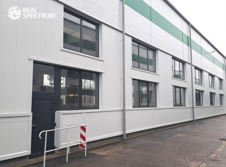 52 | Pronájem - komerční objekt, výroba, 843 m²