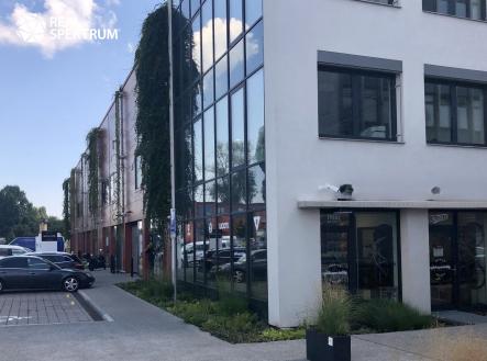 70-vysledek-rekonstrukce-Svatopetrska-r2020 | Pronájem - obchodní prostor, 125 m²