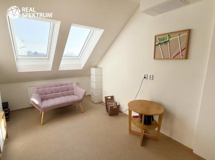 Hviezdoslavova (7) | Pronájem - kanceláře, 72 m²