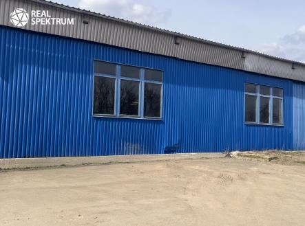 Hladov (14) | Prodej - komerční objekt, výroba, 5 000 m²