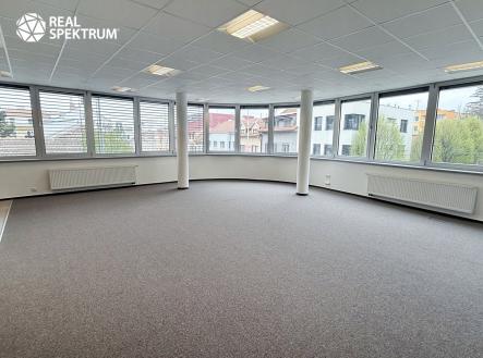 IMG_3052 | Pronájem - kanceláře, 100 m²