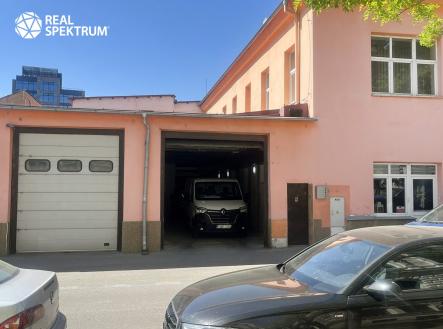 Cyrilská (29) | Pronájem - komerční objekt, výroba, 698 m²