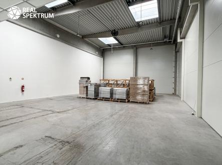 IMG_5676 | Pronájem - komerční objekt, výroba, 462 m²