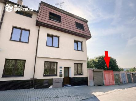 Míčkova (1) | Prodej - nájemní dům, 515 m²