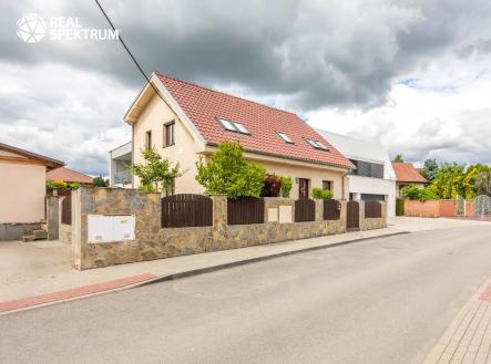 RS I Stredni 56, Moravany-74 | Prodej - dům/vila, 147 m²