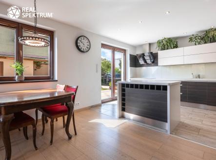 RS I Stredni 56, Moravany-5 | Prodej bytu, 4+kk, 147 m²