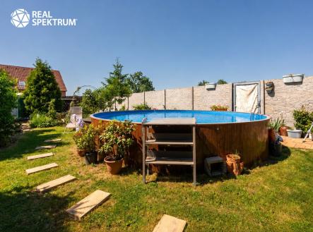 Bazén | Prodej - dům/vila, 160 m²