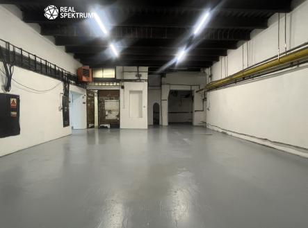 Cyrilská (36) | Pronájem - komerční objekt, výroba, 698 m²