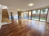 Pronájem - dům/vila, 145 m²