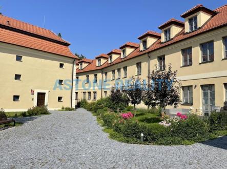 D086A028-4D4A-4C33-80C7-37E83B6417D4.jpeg | Pronájem bytu, 3+kk, 109 m²