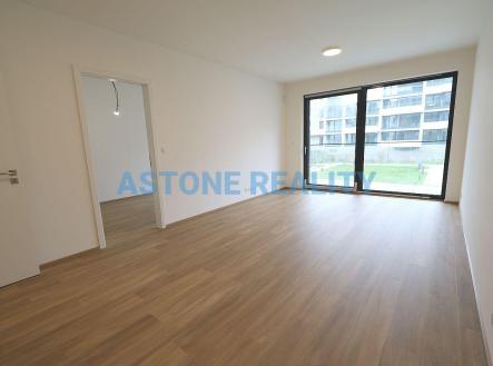 IMG_5835.JPG | Pronájem bytu, 2+kk, 63 m²