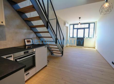 IMG_0060.jpg | Pronájem bytu, 2+kk, 64 m²