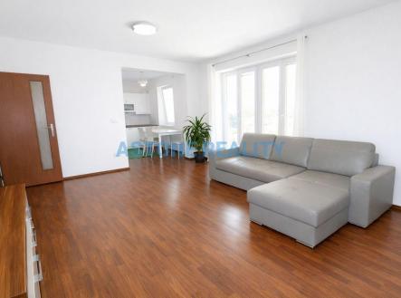 obývací pokoj 2.jpg | Prodej bytu, 2+kk, 62 m²