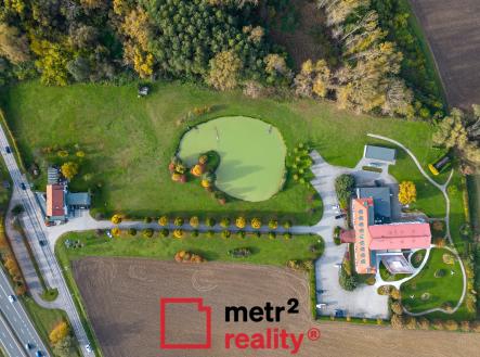 3 | Prodej - hotel, 3 300 m²