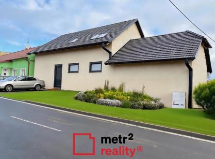 c27de840-9caa-4386-96f6-65838d72521c | Prodej - dům/vila, 174 m²