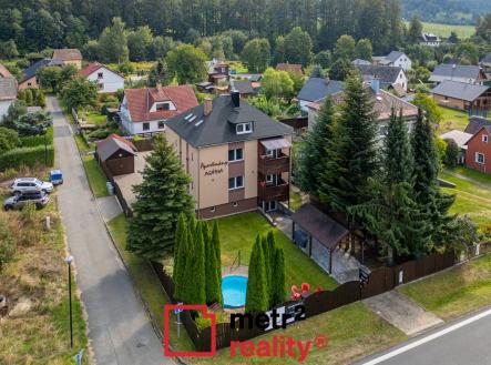 3 | Prodej - dům/vila, 330 m²