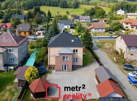 1 | Prodej - dům/vila, 330 m²
