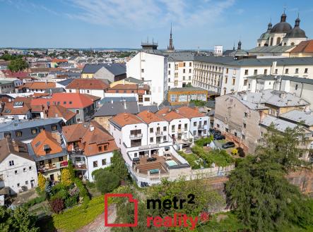 4 | Prodej - dům/vila, 577 m²