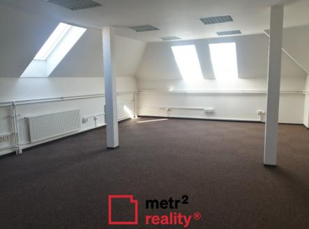 Pronájem - kanceláře, 75 m²