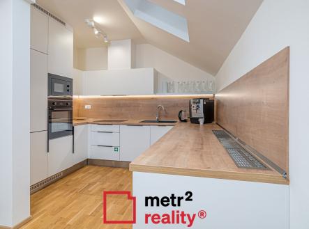 hf-16 | Pronájem - kanceláře, 124 m²