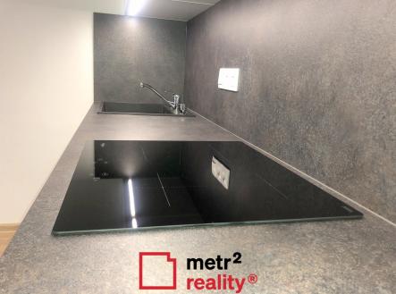 4 | Pronájem bytu, 1+kk, 38 m²