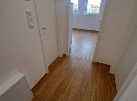 03 | Pronájem bytu, 1+kk, 27 m²
