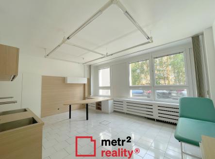 4 | Pronájem - komerční objekt, jiný, 25 m²