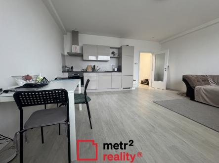 2 | Prodej bytu, 1+kk, 46 m²