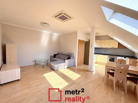 12 | Prodej bytu, 2+kk, 57 m²