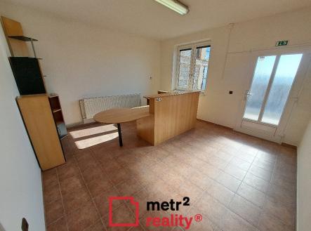 3 | Pronájem - komerční objekt, výroba, 250 m²