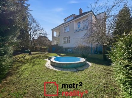 3 | Prodej - dům/vila, 678 m²