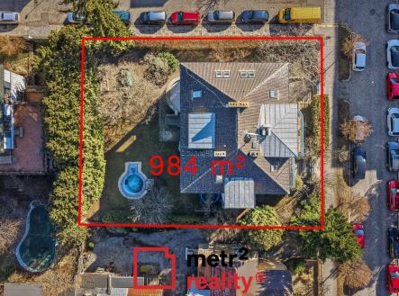 36 | Prodej - dům/vila, 678 m²