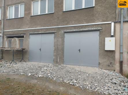 Pronájem - skladovací prostor, 52 m²