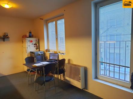 Pronájem bytu, 1+kk, 42 m²