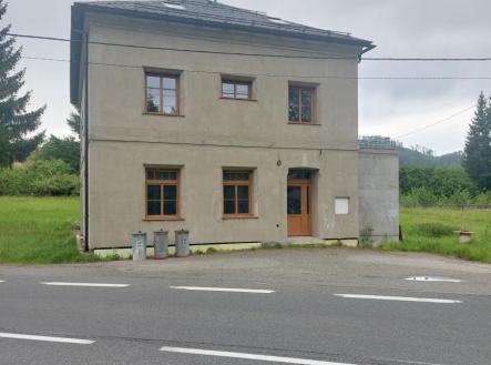 Prodej - dům/vila, 520 m²