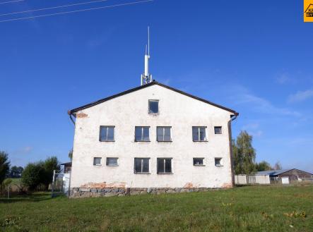 Prodej - komerční objekt, průmyslový areál, 3 983 m²