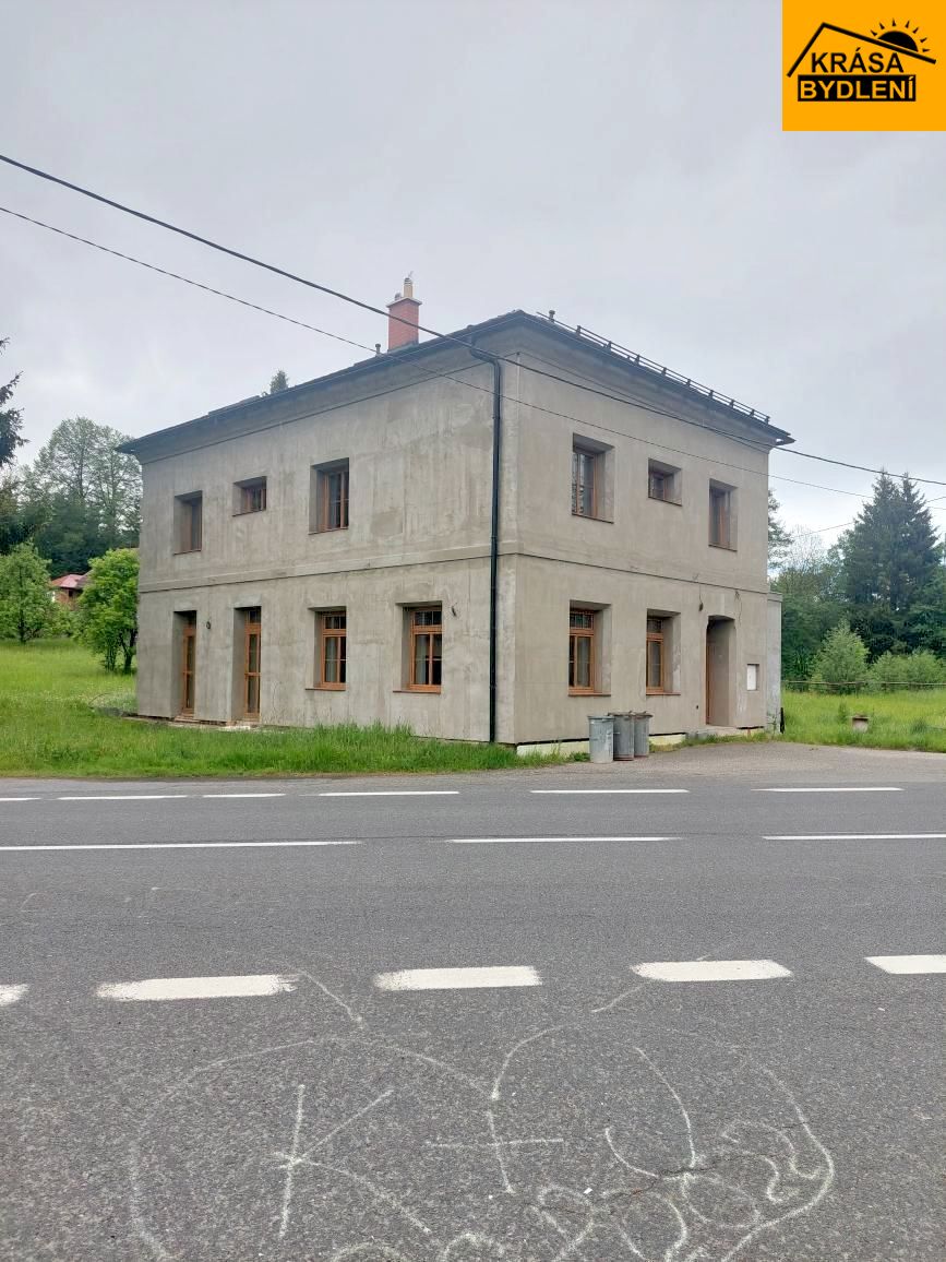 Prodej nájemního domu s restaurací v Písařově, Bukovice