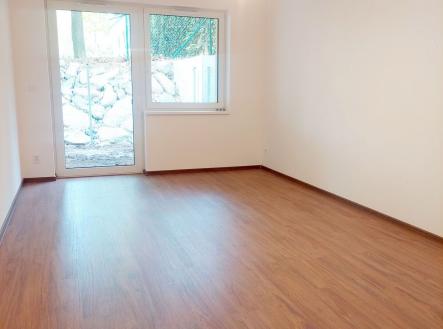 Pronájem bytu, 1+kk, 32 m²