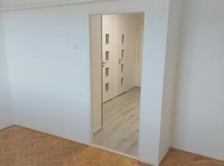 Pronájem bytu, 3+1, 80 m²