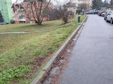 Pronájem - malý objekt/garáž