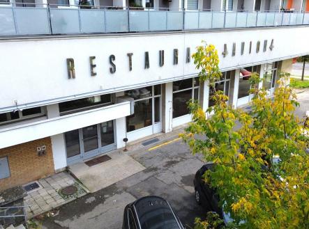 Prodej - restaurace, 730 m²