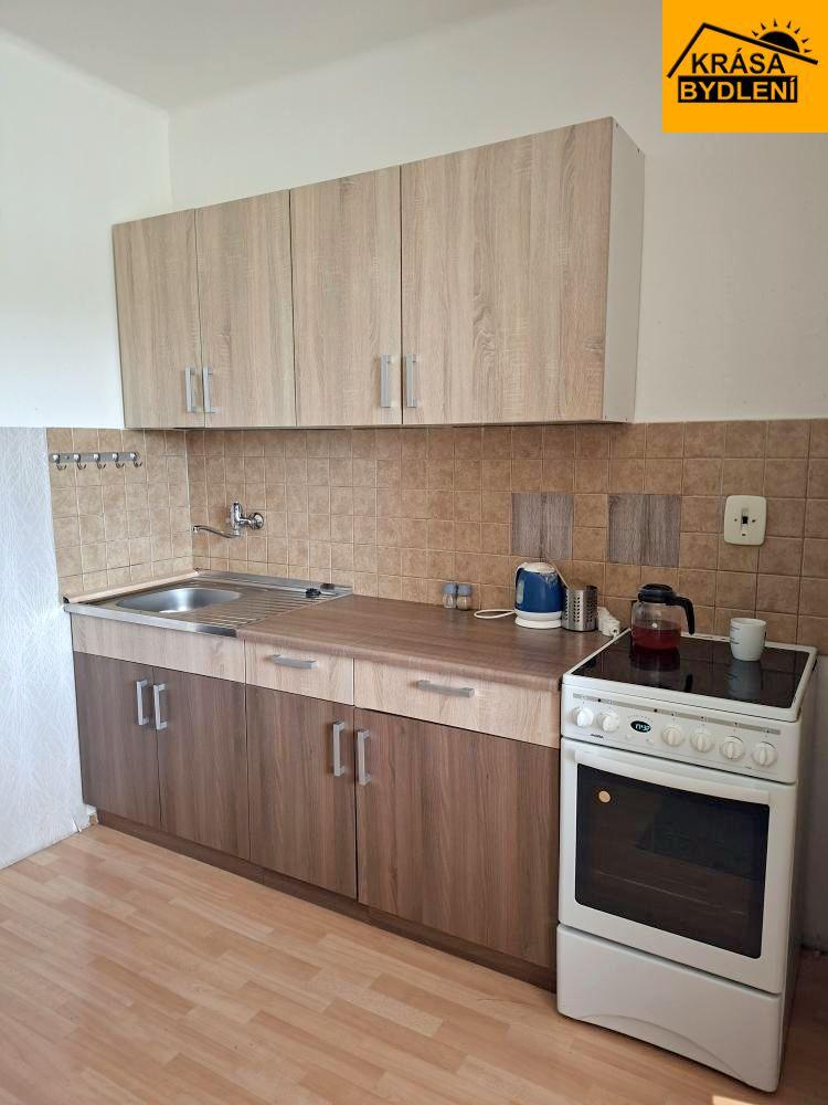 Pronájem bytu 3+1 s parkovacím stáním v Mladči